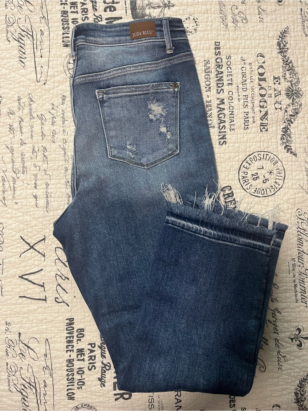 Judy Blue Frayed Hem Distressed Ankle Jeans - Medium Blue Wash